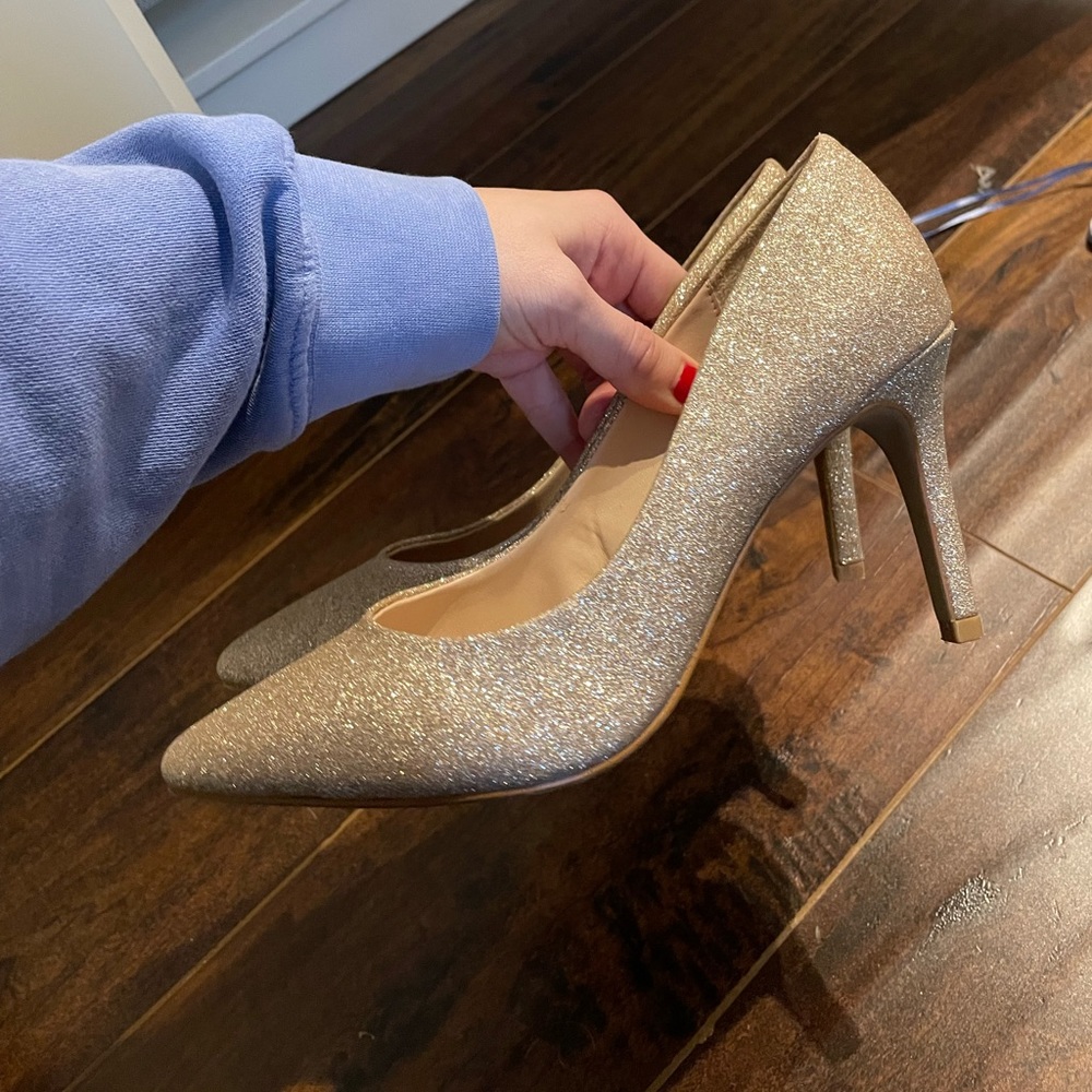 Kelly and Katie Emmie heels in gold